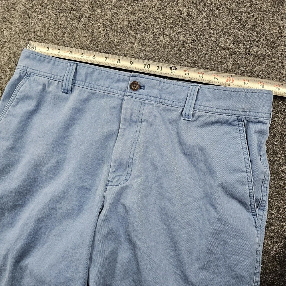 IZOD Saltwater Stretch Chino Shorts Men's 38 Blue Flat Front 10.5